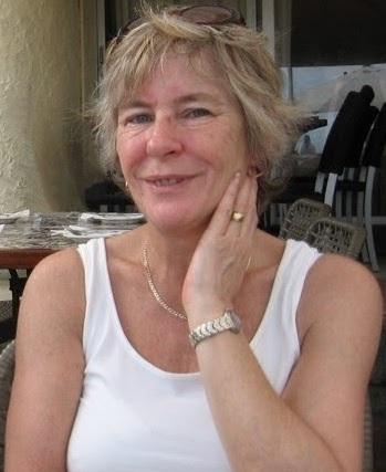   Carole Charest (née Théberge)