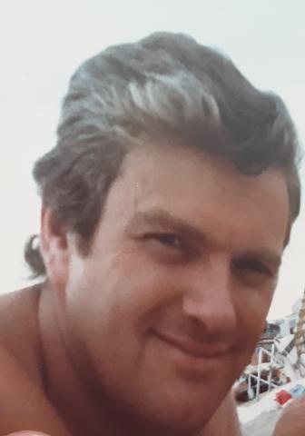 Mike Kelly