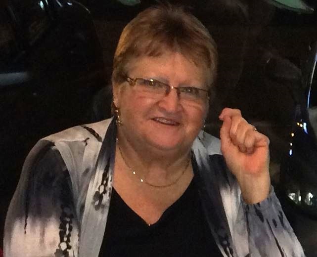 Éliane LÉTOURNEAU (NÉE FRÉCHETTE)