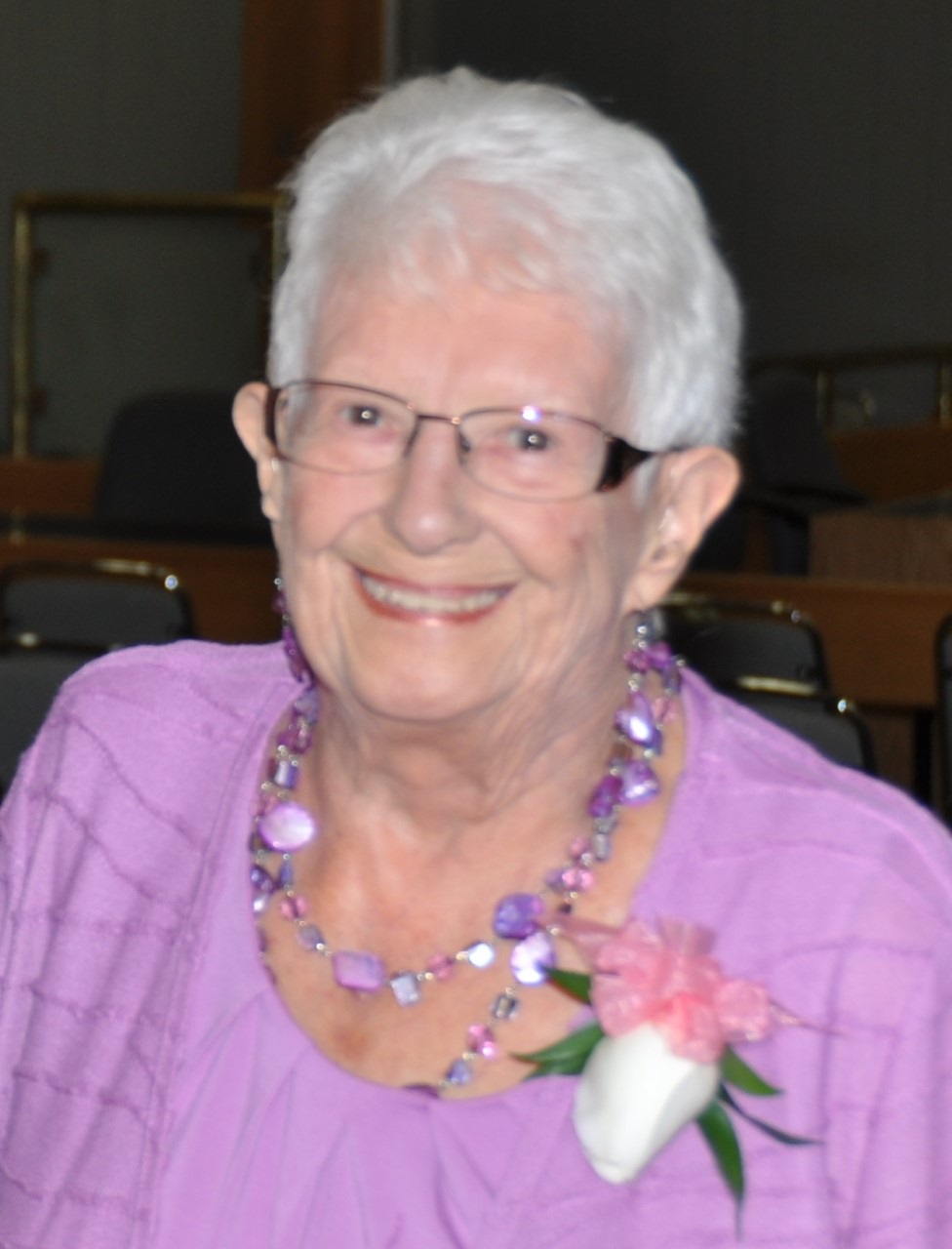 Gisèle ST-MARTIN (née Larivée)