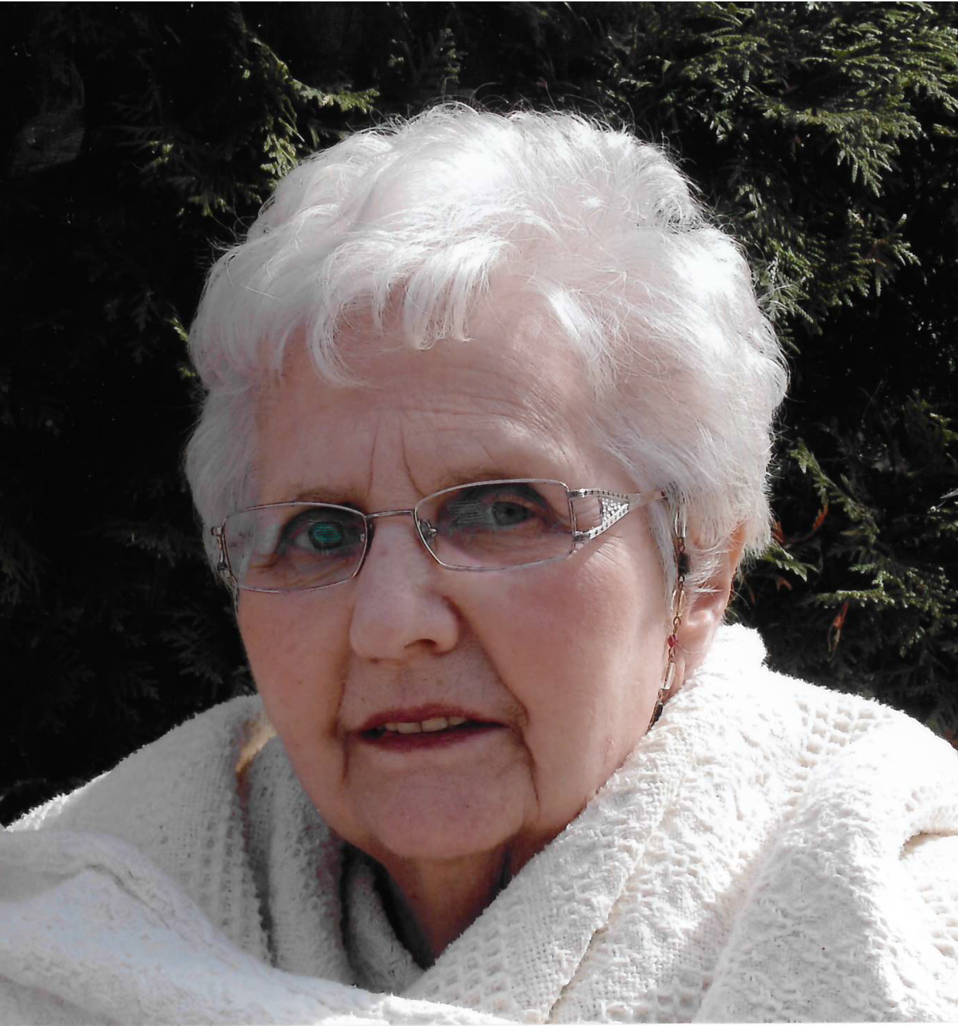 Hélène Labrie (Née Lauzon)