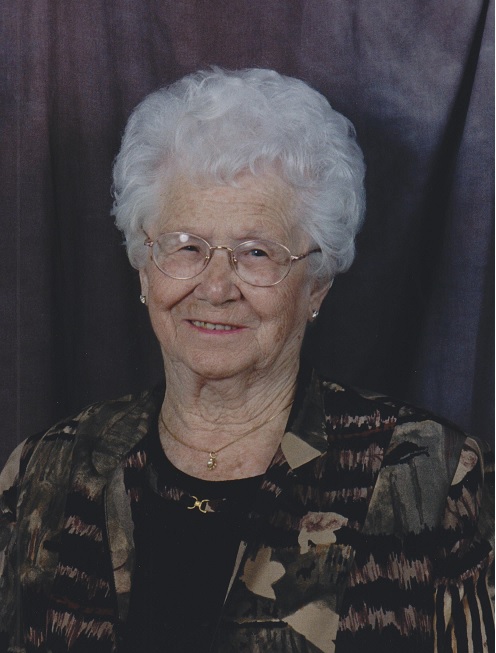 Suzanne LAGUË, (née Bessette)