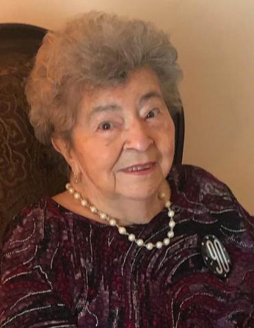 Madeleine Forgues, Née Lefebvre