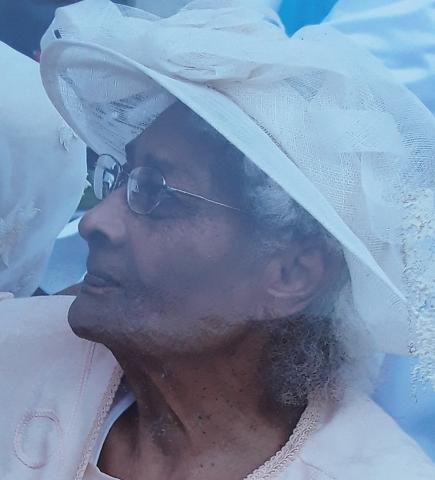 Hélène Molière Monuma