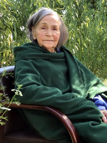 Monique Lauzon Garland